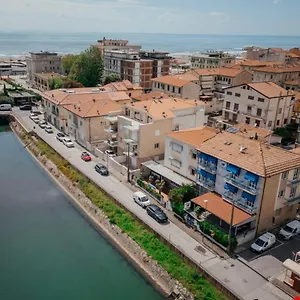 Hotel New Burlamacco, Lido di Camaiore